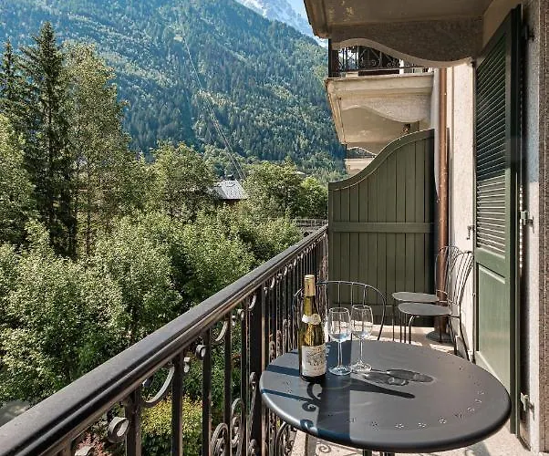 Cosmiques - Alpes Travel - - Sleeps 4 Шамоні