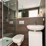 Apartment Cosmiques, Alpes Agency, Central Chamonix, Sleeps 4 Lejlighed Chamonix
