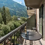 Apartment Cosmiques, Alpes Agency, Central Chamonix, Sleeps 4 Chamonix