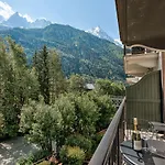 Apartment Cosmiques, Alpes Agency, Central Chamonix, Sleeps 4
