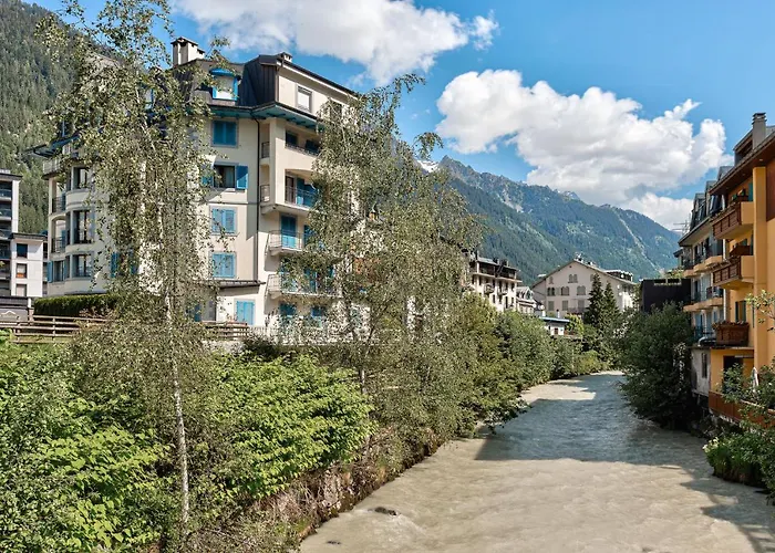 Apartment Cosmiques, Alpes Agency, Central Chamonix, Sleeps 4 Apartamento