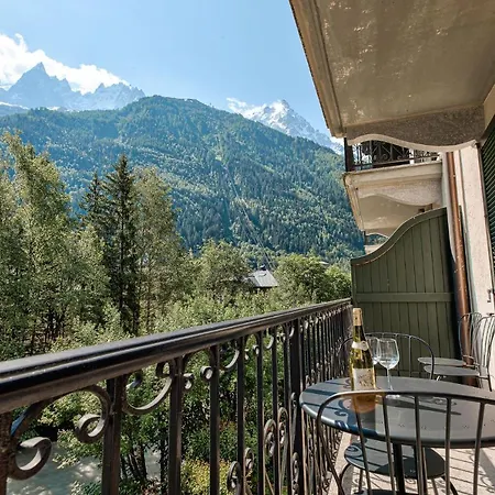 Cosmiques, Alpes Agency, Chamonix, Sleeps 4 דירה שאמוני