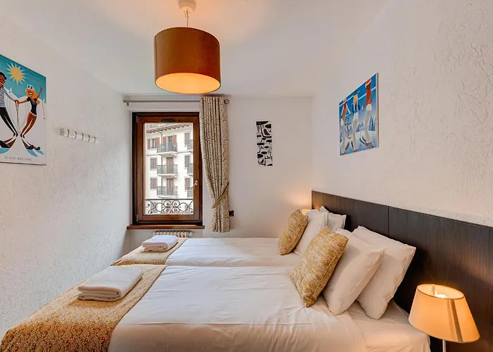 Apartamento Apartment Cosmiques, Alpes Agency, Central Chamonix, Sleeps 4 Chamonix Mont Blanc